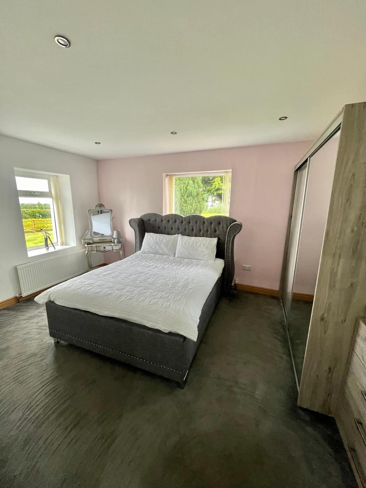 Unique Countryside Stay Dundrod Eksteriør bilde